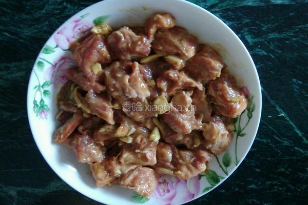 酸梅酱蒸排骨的做法图解3