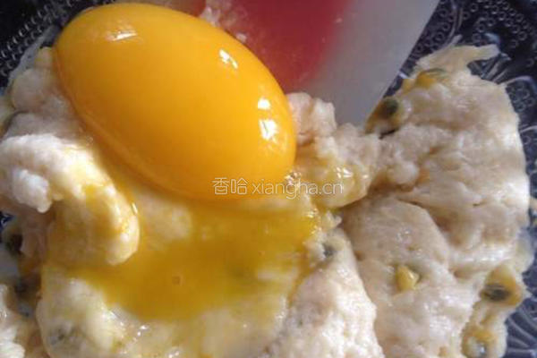 百香果戚风蛋糕的做法图解5