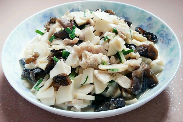 木耳杏鲍菇炒肉的做法图解11