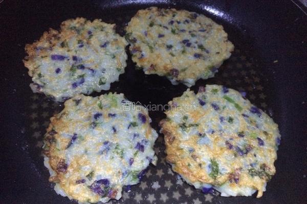 米饭蔬菜饼的做法图解9