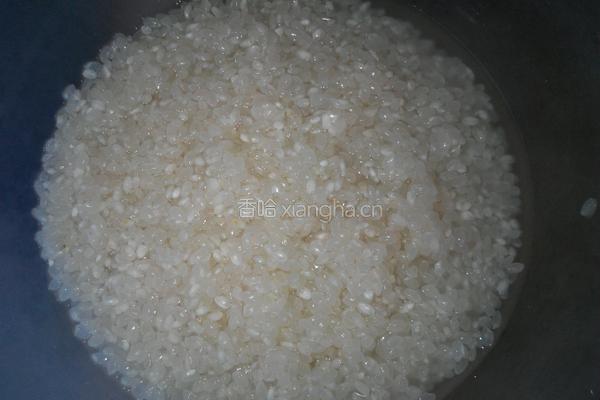 红薯二米粥的做法图解1