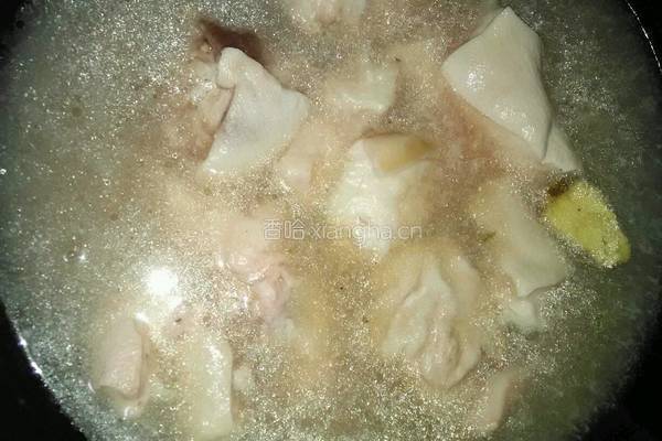 猪脚煲的做法图解2