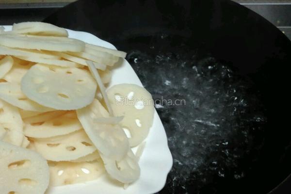 甜汁藕片的做法图解4