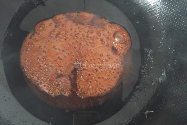 香辣红烧肉炖土豆的做法图解2