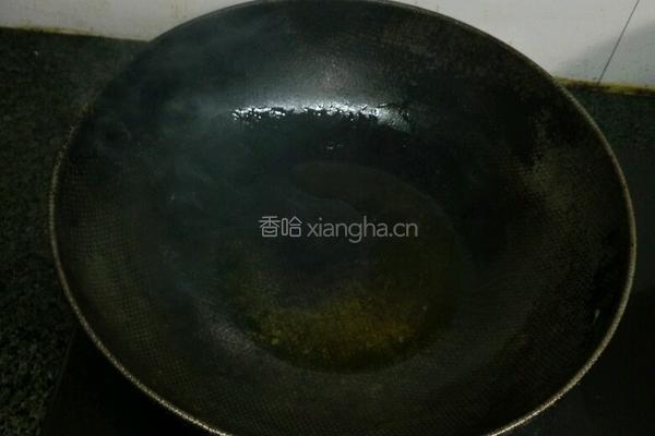 茭白炒肉丝的做法图解2