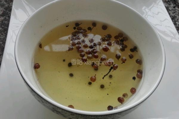 猪肉大葱早餐包的做法图解2