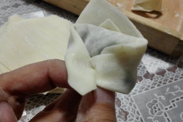 韭菜猪肉馄饨的做法图解10