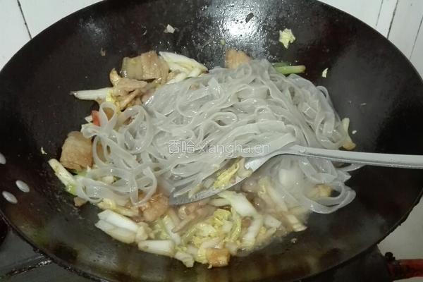 肉炒粉条的做法图解7