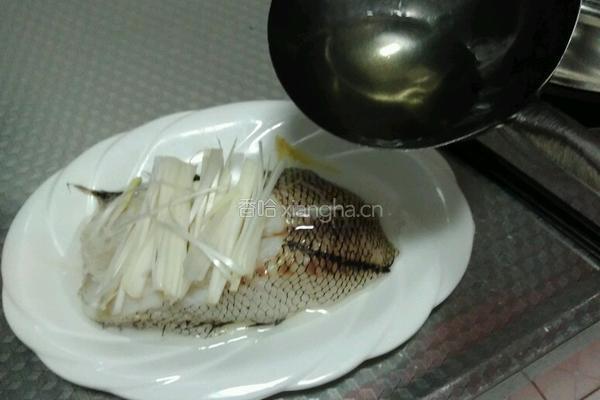清蒸鳕鱼的做法图解7