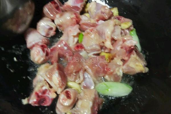 土豆烧鸡块的做法图解7