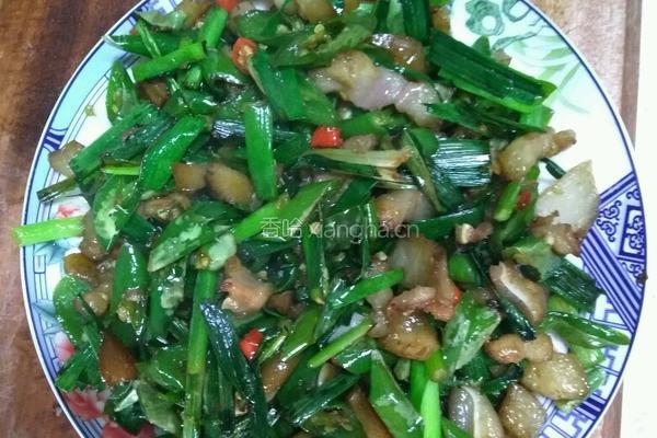 辣椒大蒜炒猪耳的做法图解5