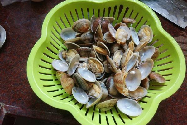 辣椒炒花蛤的做法图解3