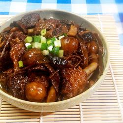 板栗茶树菇煲鸭的做法[图]