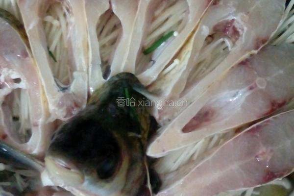 孔雀开胃鱼的做法图解2