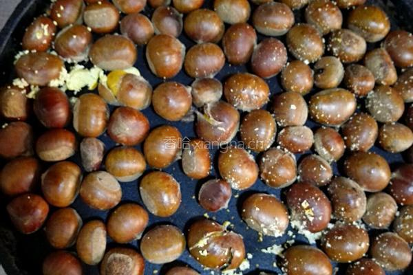 电饼铛烤栗子的做法图解2