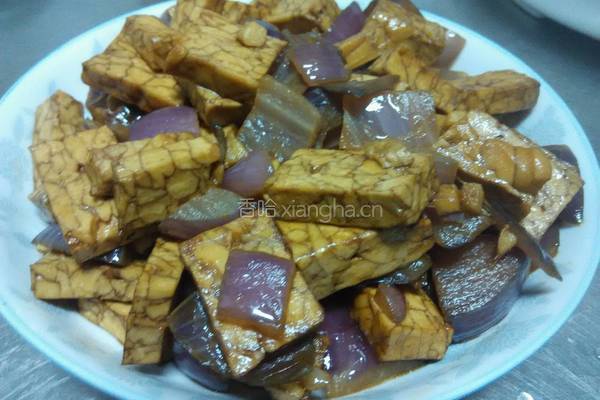 洋葱炒豆干