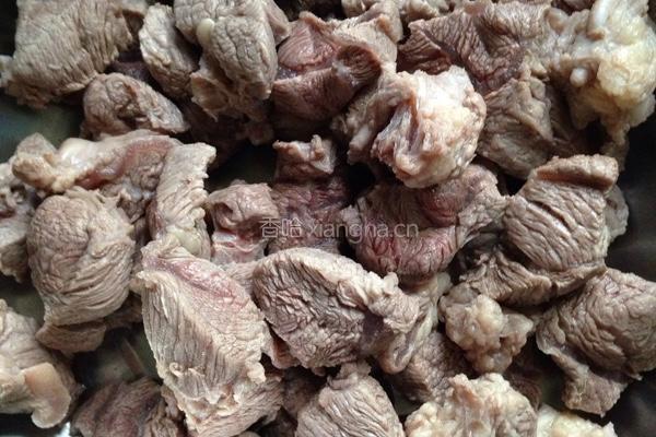 牛肉汤的做法图解2