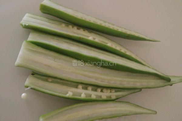 秋葵炒牛肉丸的做法图解2