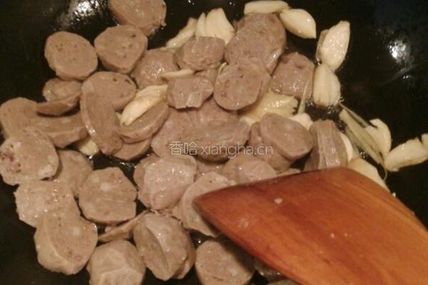 秋葵炒牛肉丸的做法图解6