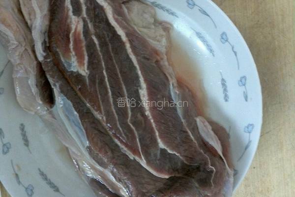 五香牛肉的做法图解1