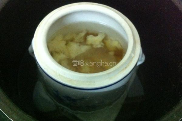 桃胶银耳羹的做法图解5