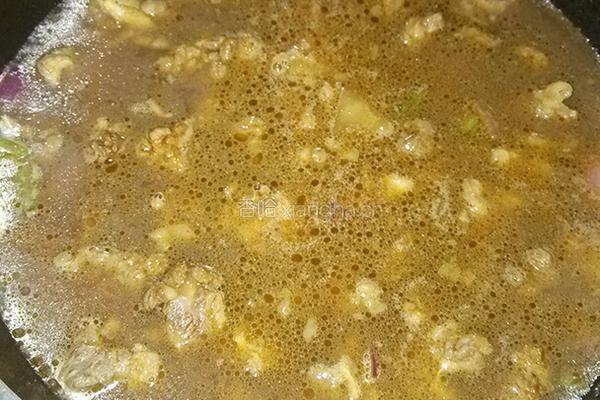 土豆胡萝卜烧牛腩的做法图解7