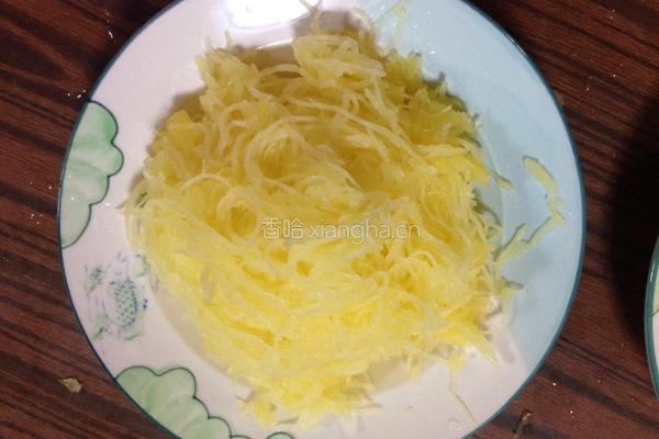 凉拌金丝玉瓜的做法图解5