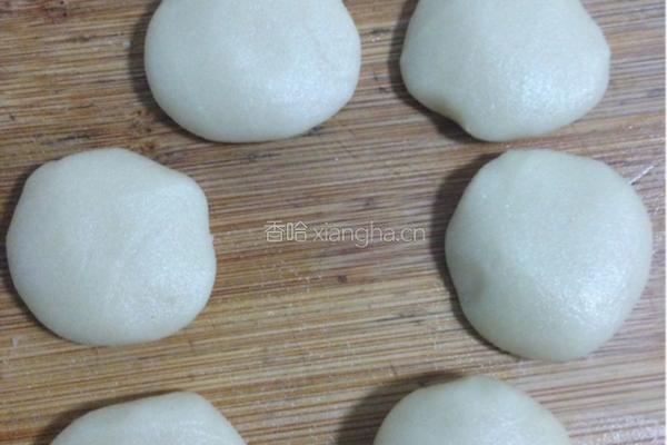 酥皮月饼的做法图解2
