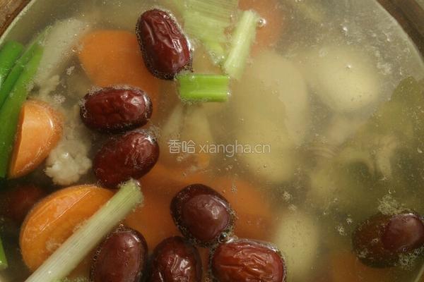 山药胡萝卜排骨汤的做法图解6