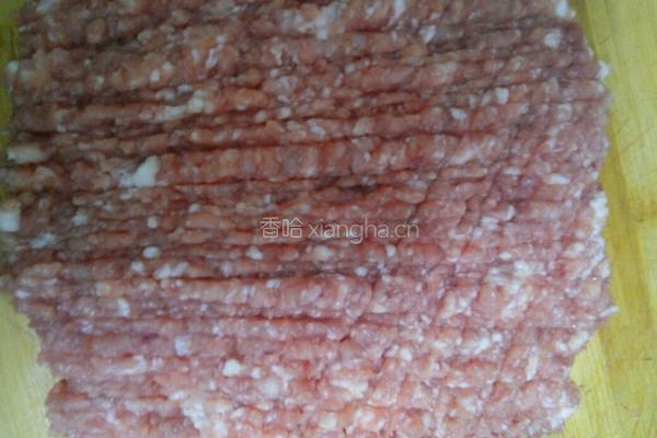 萝卜肉丸粉丝烫的做法图解1