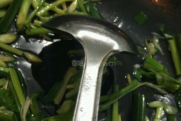 红烧鱼焖豆腐的做法图解2