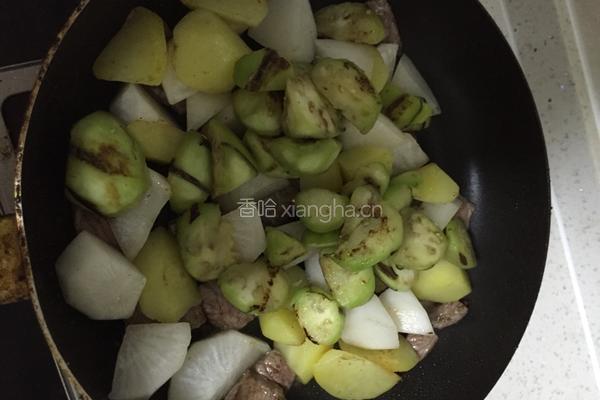 大快朵颐咖喱牛肉的做法图解9