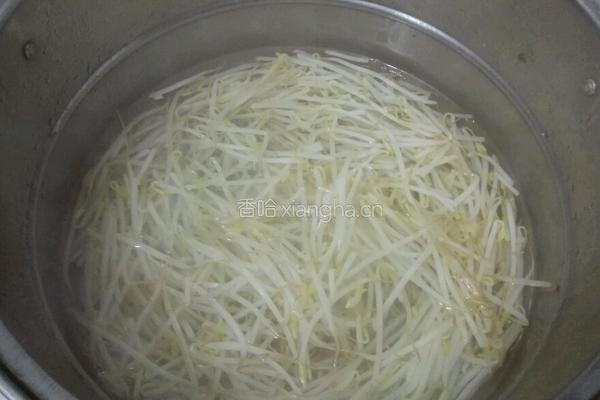 菠菜豆芽拌粉丝的做法图解3