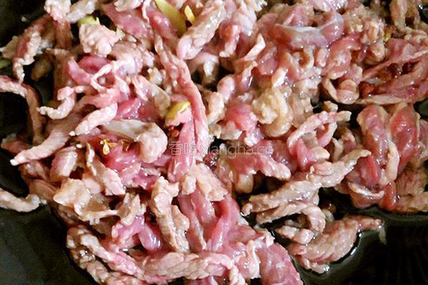 榨菜牛肉丝的做法图解4