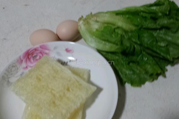 鸡蛋生菜炒米粉的做法图解1