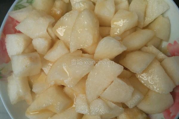 蜜汁甜梨的做法图解3