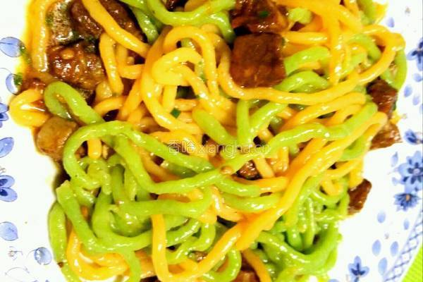 红烧番茄牛肉拌面的做法图解2