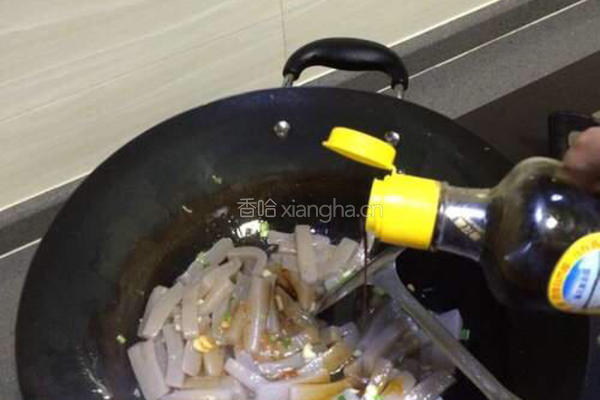 剁椒蘑芋豆腐的做法图解8