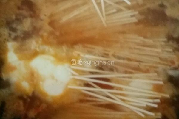 酸汤鸡蛋面的做法图解7