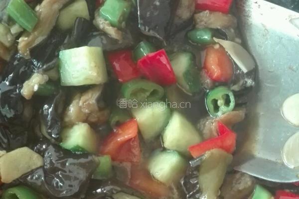 茄汁烧甜椒黄瓜的做法图解16