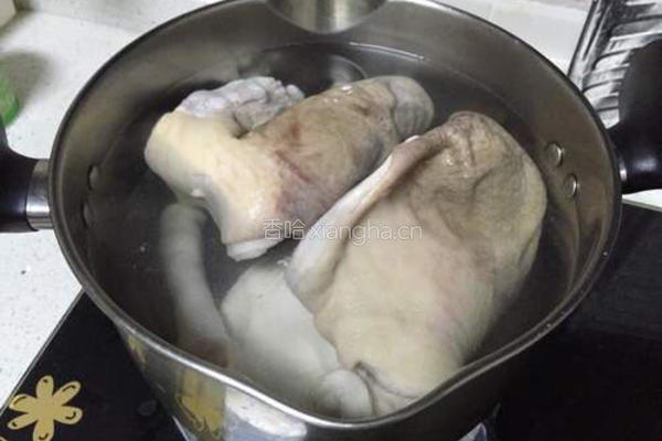 猪肚四神汤的做法图解3