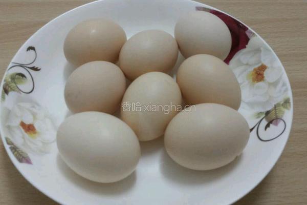 银鱼炒蛋的做法图解2