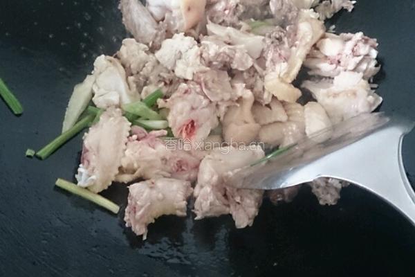 三杯鸡简单版的做法图解4