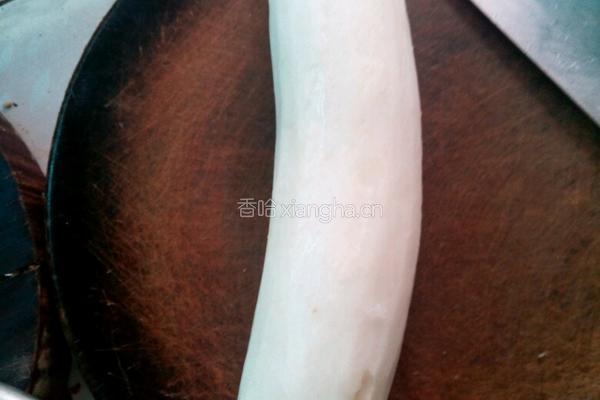 酸甜萝卜条的做法图解1