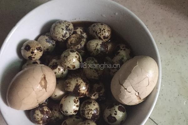 卤鹌鹑蛋的做法图解5