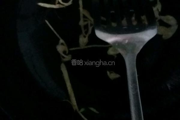 爆香小虾米的做法图解4