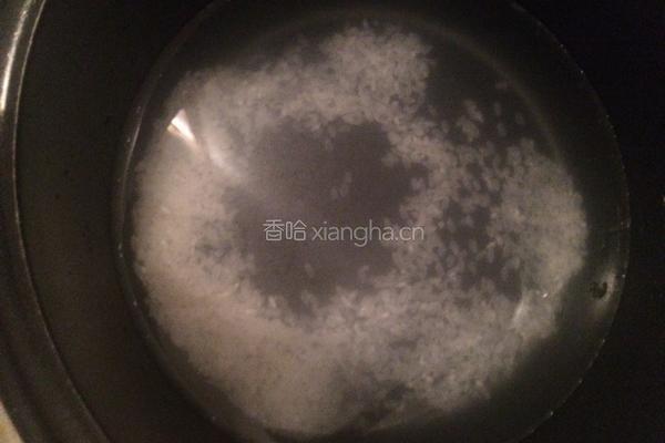 红枣粥的做法图解2
