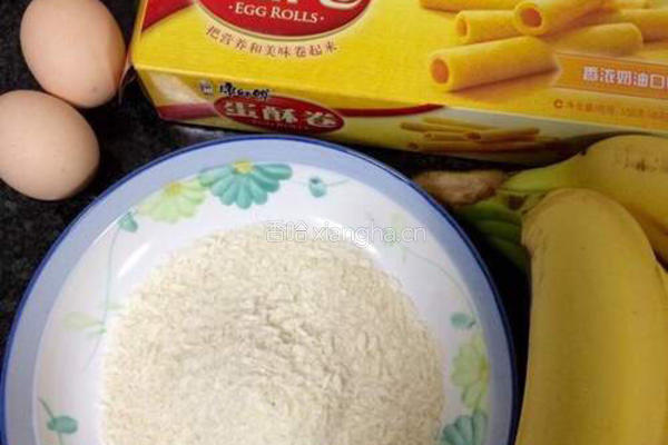 蛋酥黄金卷的做法图解1