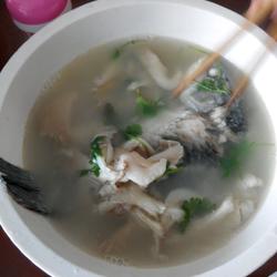 草鱼平菇汤的做法[图]