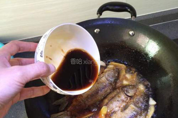 红烧鲫鱼的做法图解6